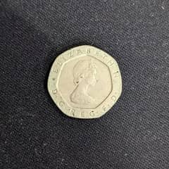Rare 1982 Twenty Pence Elizabeth UK Coin