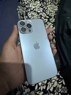 I phone 13 pro max complete box 10/10 PTA approved