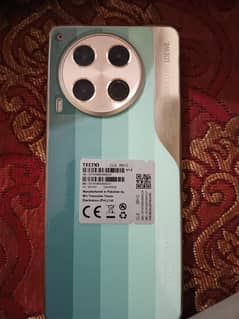 Tecno cammon 30