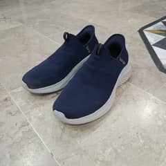 Skechers
