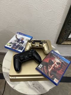 PS 4