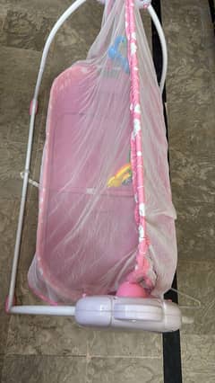 new born kids swing