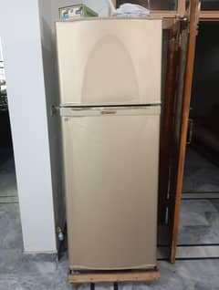 Dawlance big size fridge for sale
