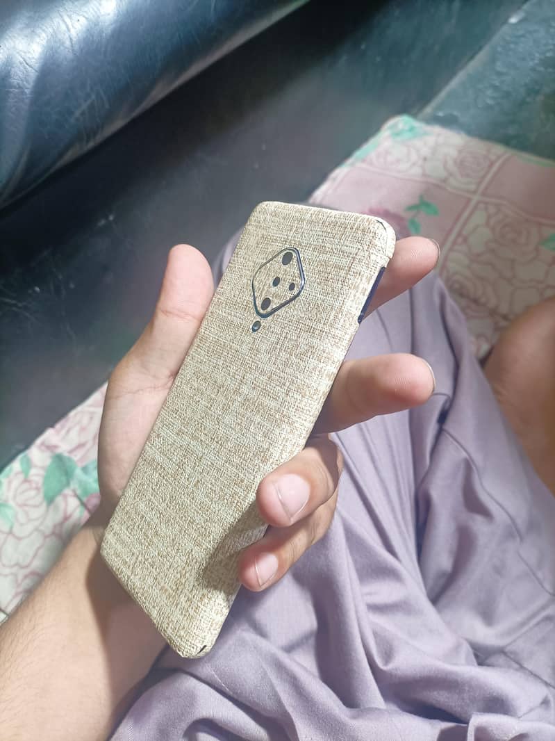 vivo s1 pro 4/128 PTA approved 10/7 condition 1