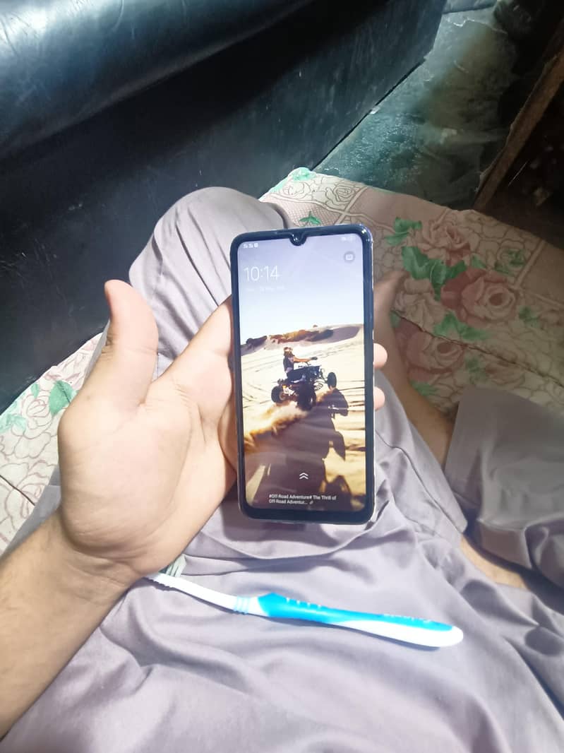 vivo s1 pro 4/128 PTA approved 10/7 condition 4
