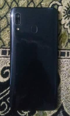 samsung galaxy A30 4GB 64GB ONLY PHONE 10 BYE 10 CONDITION  PTA aprove