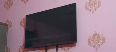 TCL 43" inch 4k original in 10/10 Condition