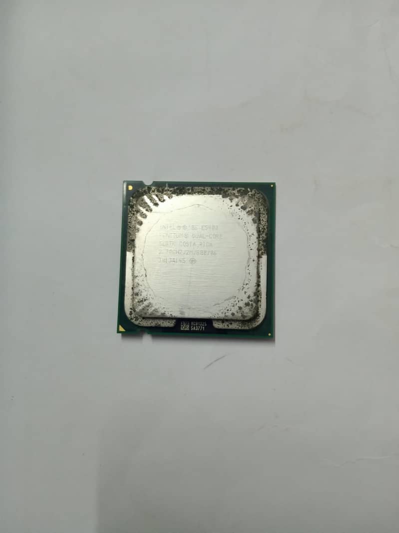 Intel Dual Core Processor E5400 + Heatsink + 1GB DDR2 RAM 800MHZ 3