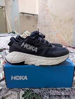 hoka shoes just 1 time used