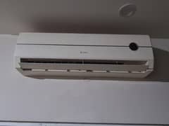 gree usded  2 ton a. c 03007607598