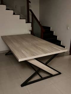 Office table