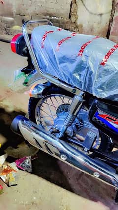 Honda 125 2025 model 10by10