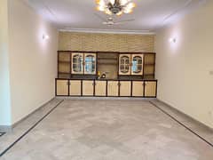 1 Kanal Upper Portion Neat And Clean