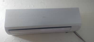Haier 1 ton Split AC