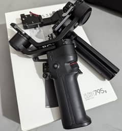 DJI RS3 mini 10/9 Condition No Fault (Smooth Gimbal)