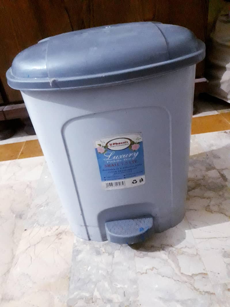 push button  dustbin double Box 4
