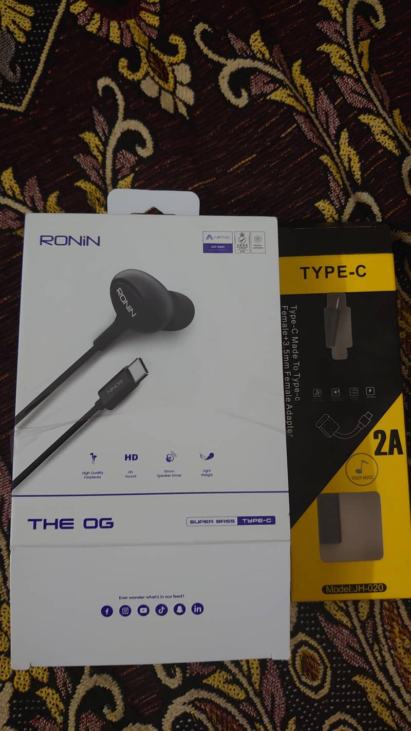 Sony Xperia5 Pta Approved with type-c splitter and ronin r-9 handsfree 3