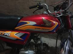 Honda CD 70 red 2025