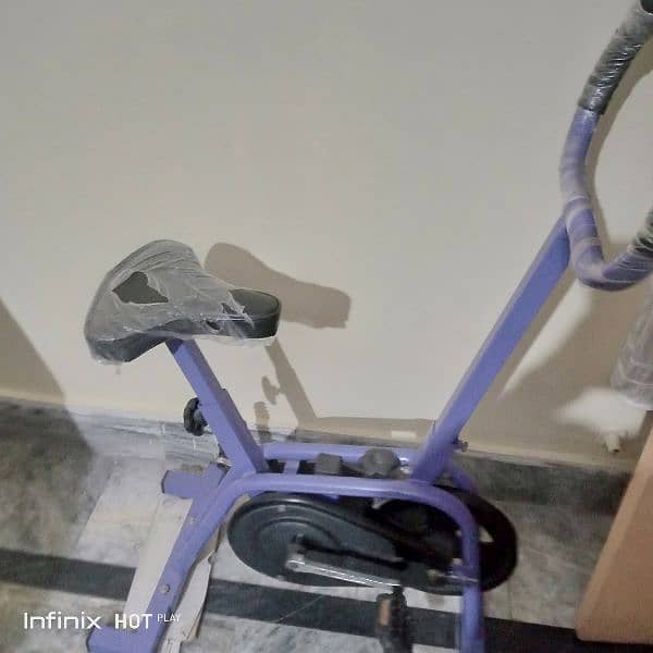 exercise cycle in good condition 4