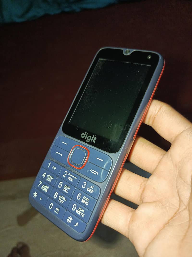 digit 4g touch screen mobile 10/10 condition with box 0