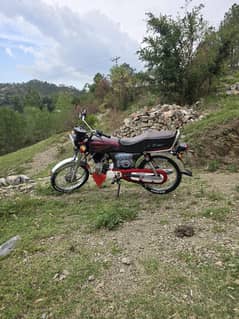 unique 70 bike for sale in good condition 2021 model only little use