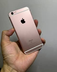 iPhone 6s plus 128 GB complete box my WhatsApp number 03286487884