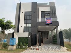 4 BEDROOM 5 MARLA HOUSE IS AVAILABLE FOR SALE NEAR PARK IN DHA 11 RAHBAR PHASE 2 LAHORE