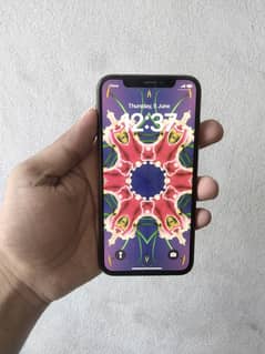 iphone xs 10/9