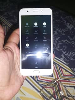 oppo f1s 4/64 pta approved