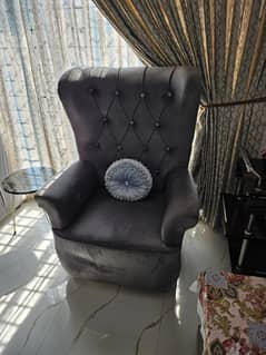 Long head chairs