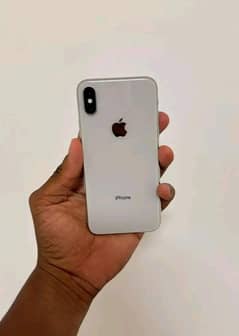 I PHONE X FOR SALE ONLY contact whatup 03292450497