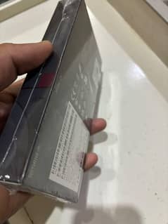 Nothing Phone (2a) / 8/128gb / Dual SIM / box packed
