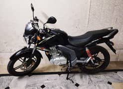 Suzuki GSX125 NEW ONLY 716 KM DRIVEN