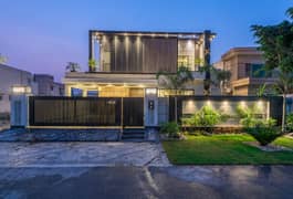 D H A Lahore 1 Kanal Owner Build Design House With 100% Original Pics Available For Rent