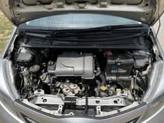 Toyota Vitz 2013