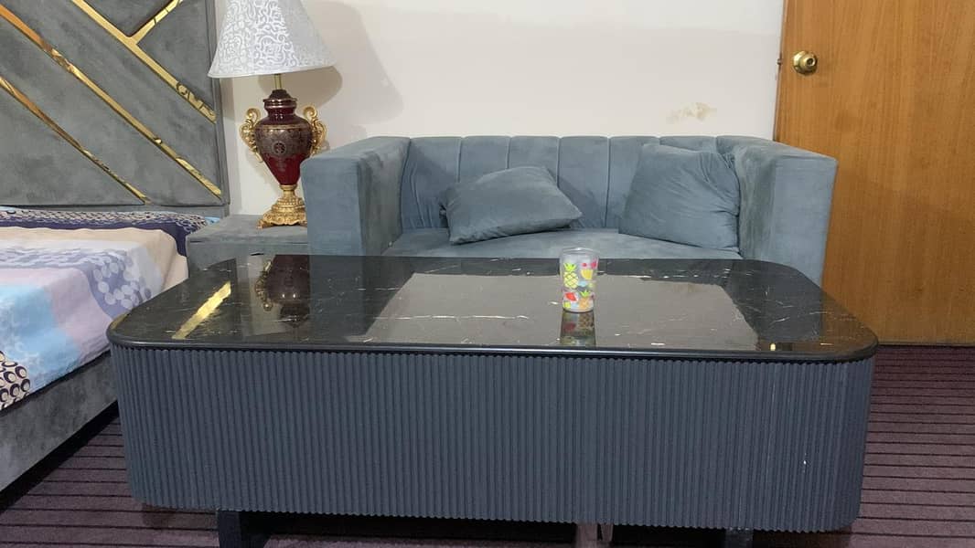 Bed and Sofa Set same color and Mirror 0
