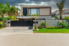 D H A Lahore 1 Kanal Mazher Munir Design House With 100% Original Picture Available For Rent