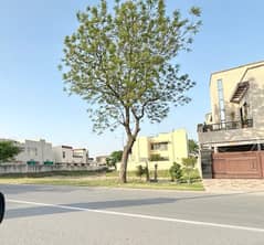 2 Kanal Top Location Plot No- Close to 2367 Block T Phase 7 DHA Lahore For Urgent Sale