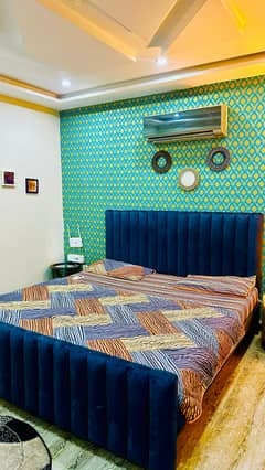 One bedroom VIP apartment for rent for 3to4 hours in bahria town