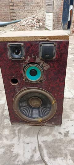 Speaker  Boofer Deck
