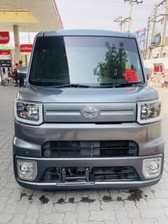 Toyota Pixis Mega