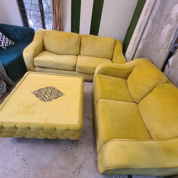 Sofa 6 Seater with 2 side table and 1 center table 3