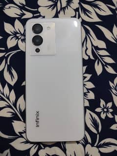 Infinix Note 12 White Color