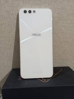 Asus Zenfone 4