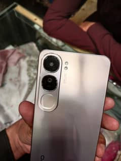 vivo y 200 8 256