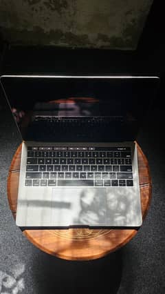 MacBook Pro 13” 2019 | Core i7 | 16GB RAM | Retina | macOS Sequoia |