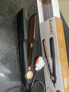 Kemei hair straightner