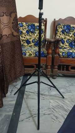 Tripod