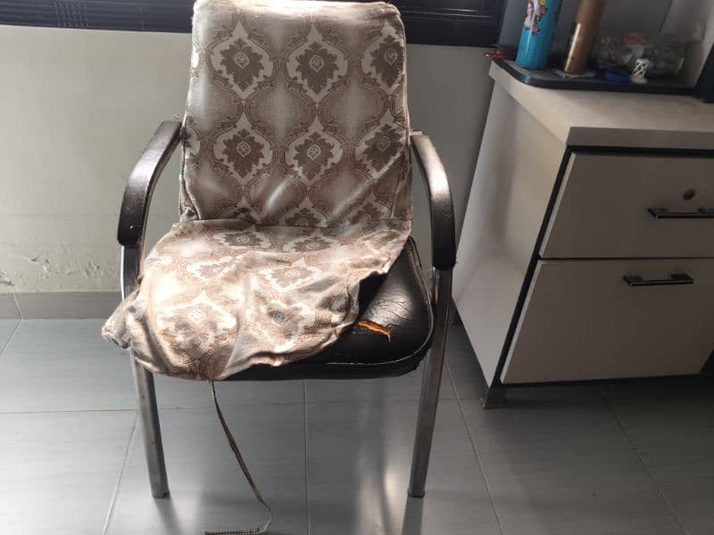 2 chairs are available both are in same condition 2