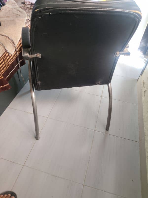 2 chairs are available both are in same condition 3